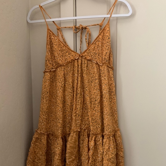 flowy burnt orange flower patterned dress - Picture 2 of 5